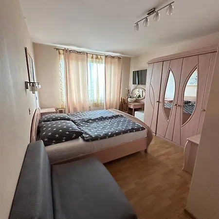 Oceania Privatunterkunft Mielno